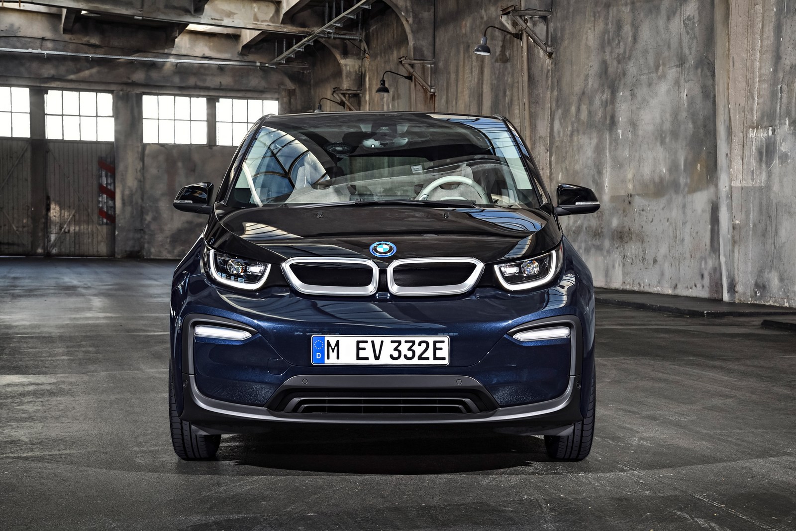 bmw-i3-i-i3s-debituje-sa-novim-motorom-i-sportskim-stilom