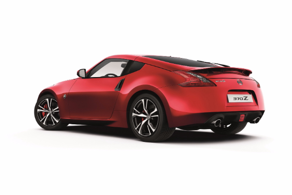 nissan-370z-kupe-stize-sa-manjim-promenama