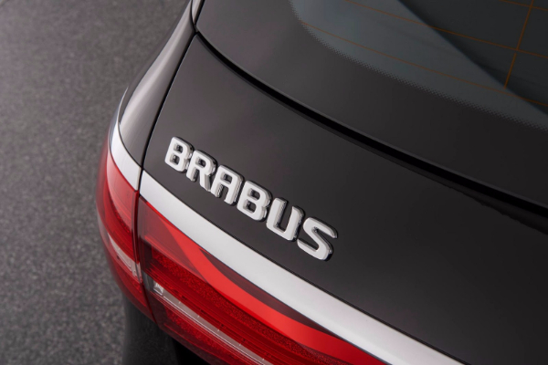 crna-magija-kompanije-brabus