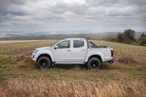 arctic-trucks-at35-mocni-terenac-kompanije-isuzu