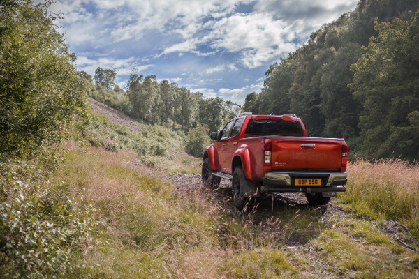 arctic-trucks-at35-mocni-terenac-kompanije-isuzu