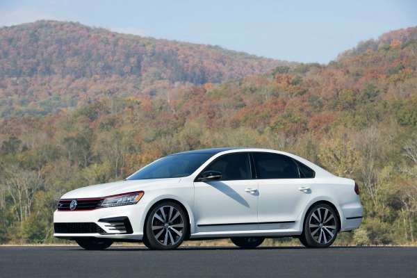 vw-passat-gt-debituje-u-los-andjelesu-sa-280-ks-