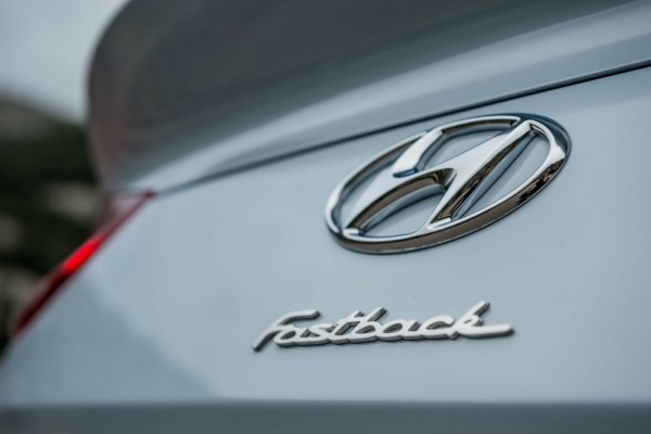 hyundai-i30-fastback-startuje-sa-pohodom-na-evropu