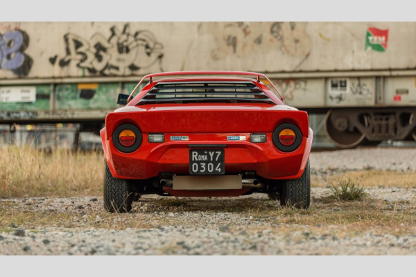 Lancia Stratos HF Stradale - retka i neprocenjiva italijanska legenda