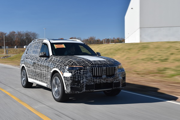 zapocela-predprodukcijska-proizvodnja-bmw-x7