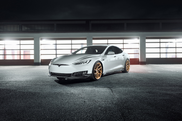 novitec-ima-opasne-planove-za-tesla-model-s-