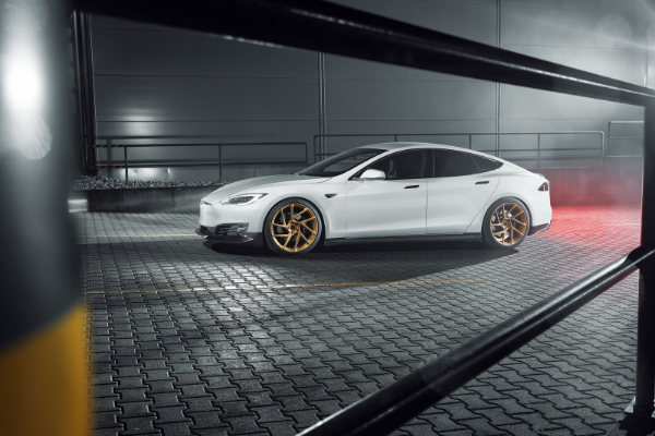 novitec-ima-opasne-planove-za-tesla-model-s-