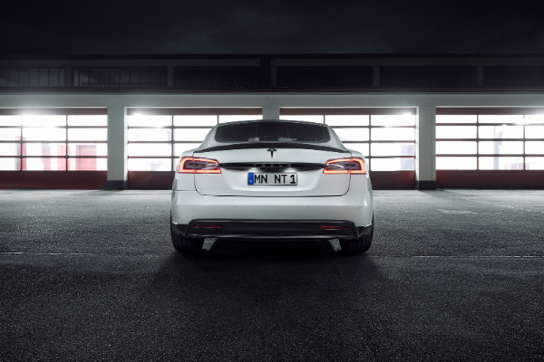 novitec-ima-opasne-planove-za-tesla-model-s-