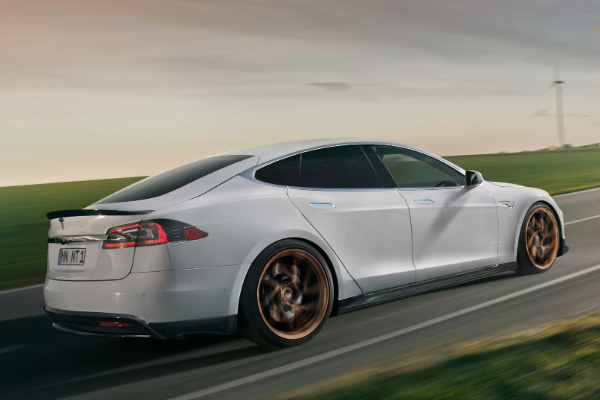 novitec-ima-opasne-planove-za-tesla-model-s-