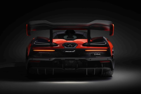 novi-mclaren-senna-je-ulicno-legani-trkacki-model