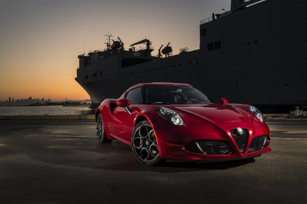 redizajnirani-alfa-romeo-4c-model-stize-sledece-godine