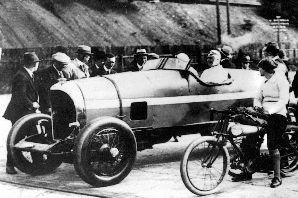 spyker-zavrsava-proizvodnju-c8-aileron-modela-sa-ogranicenom-serijom