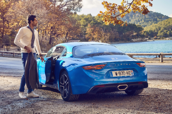 alpine-predstavlja-svoj-a110-premiere-edition