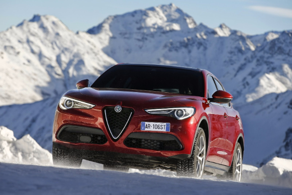 nova-alfa-romeo-stelvio-suv