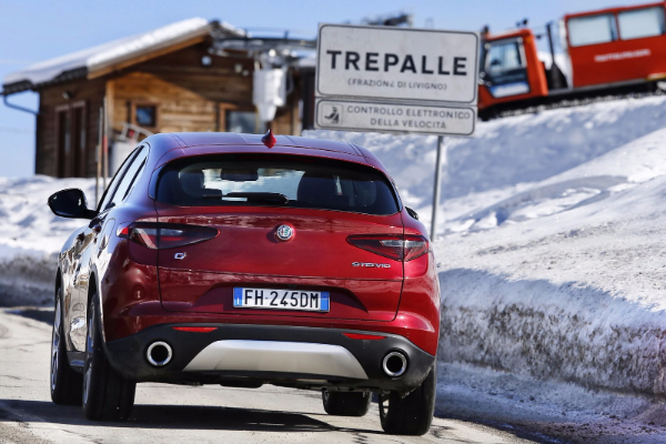 nova-alfa-romeo-stelvio-suv