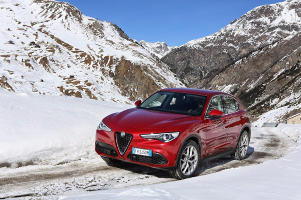 nova-alfa-romeo-stelvio-suv