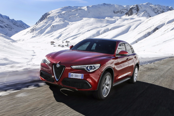 nova-alfa-romeo-stelvio-suv