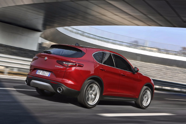 nova-alfa-romeo-stelvio-suv