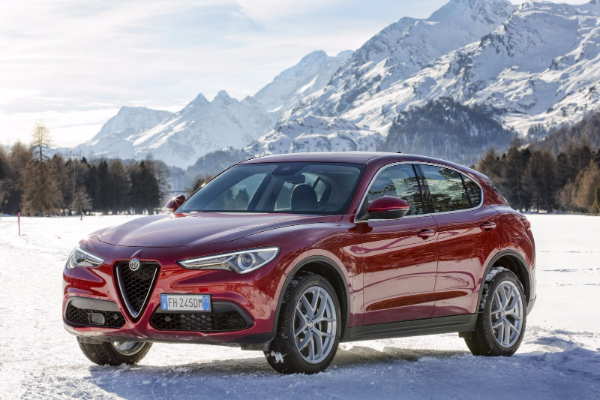 nova-alfa-romeo-stelvio-suv