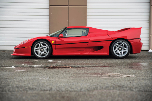 ferrari-f50-majka-tajsona