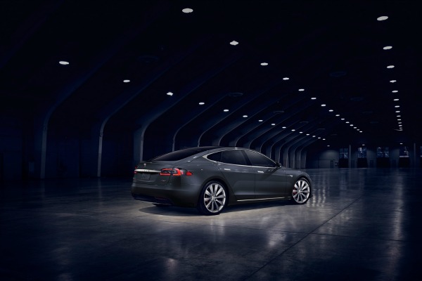 tesla-na-testu-do-100-za-238-sekundi