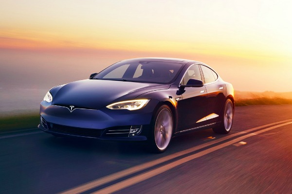 tesla-na-testu-do-100-za-238-sekundi