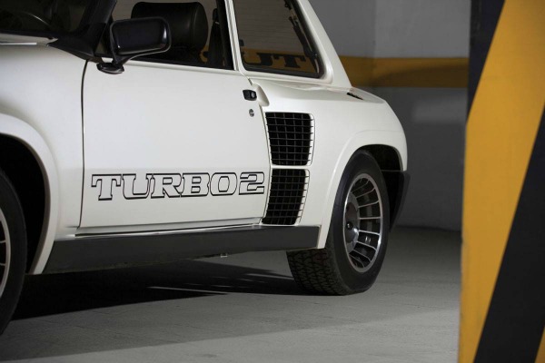 savrseno-ocuvani-renault-5-turbo-2-iz-1983-