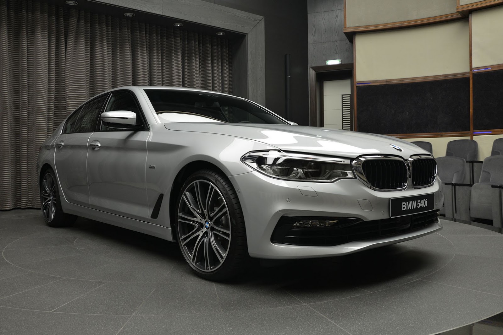 nova-generacija-bmw-540i-sport-line-modela