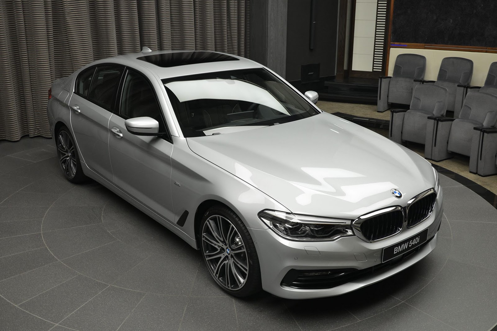 nova-generacija-bmw-540i-sport-line-modela