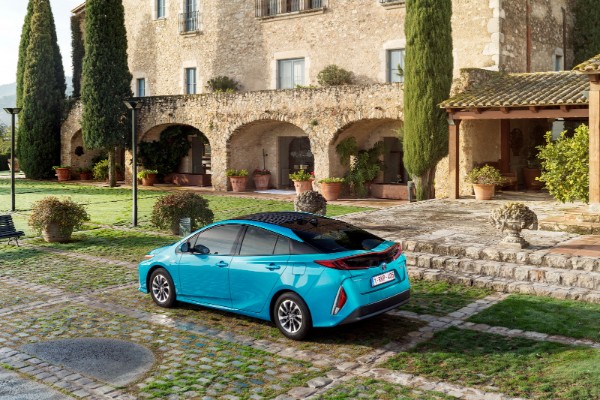 prius-plug-in-hybrid-za-evropsko-trziste