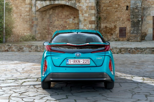 prius-plug-in-hybrid-za-evropsko-trziste