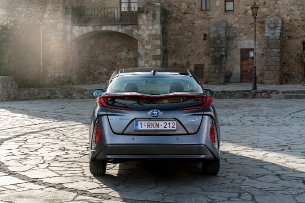 prius-plug-in-hybrid-za-evropsko-trziste