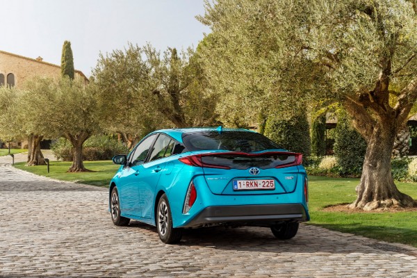 prius-plug-in-hybrid-za-evropsko-trziste