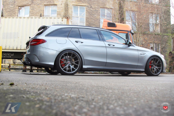 mercedes-amg-c63-s-pritajena-zver