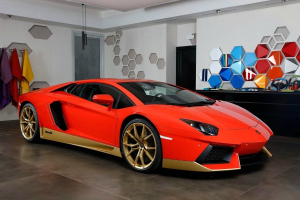 lamborghini-aventador-se-ne-sme-puniti-do-vrha