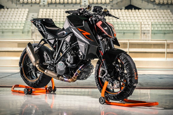 novi-ktm-super-duke-1290r-vojvoda-na-dva-tocka