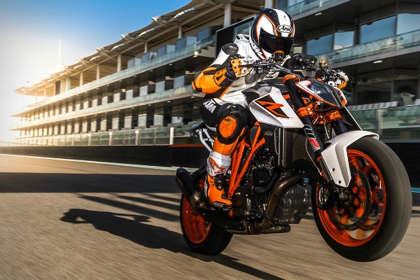 novi-ktm-super-duke-1290r-vojvoda-na-dva-tocka