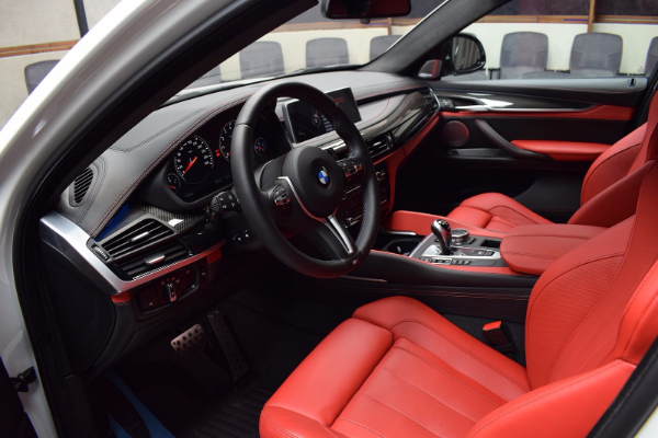 bmw-x6m-kreiran-3d-tehnologijama