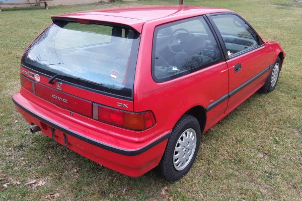 honda-civic-iz-1991-godine-kao-nova