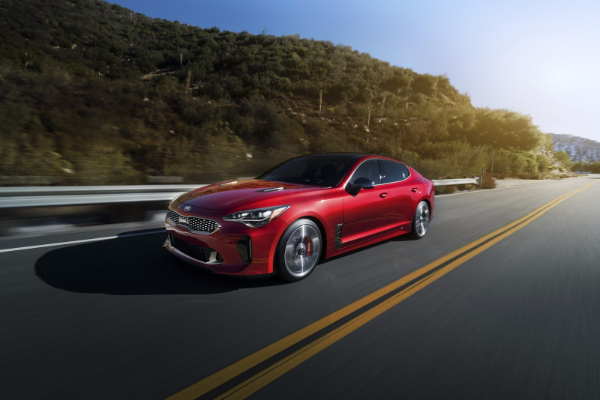 odmah-nakon-serije-4-stize-kia-stinger-rwd-sports-sedan