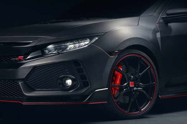 civic-type-r-ipak-samo-sa-manualnim-menjacem-