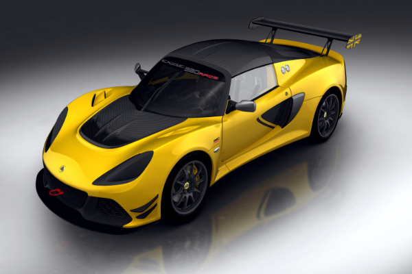 trkacki-lotus-exige-race-380