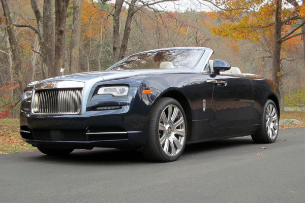 rolls-royce-nastavlja-da-obara-rekorde