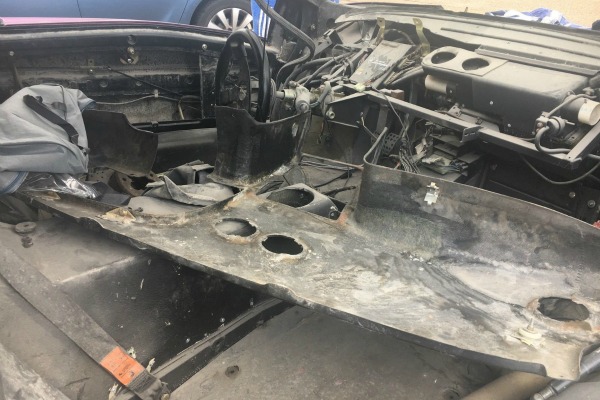 nema-hrabrih-za-restauraciju-lamborghini-diablo-se30-