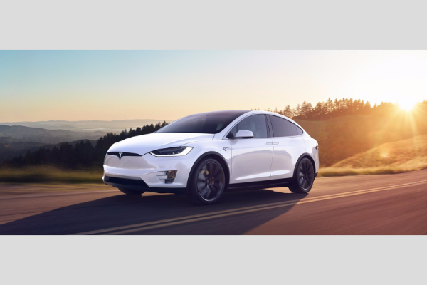 tesla-obara-vreme-na-12-do-sto-svojim-modelima