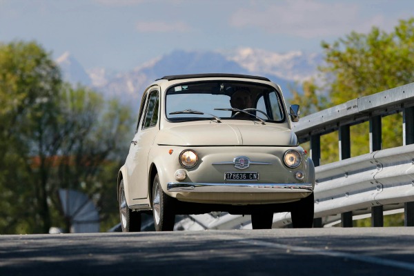 fiat-500-zvanicno-postaje-moderno-umetnicko-delo