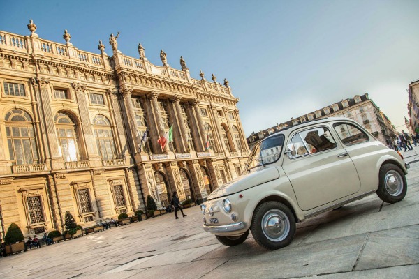 fiat-500-zvanicno-postaje-moderno-umetnicko-delo