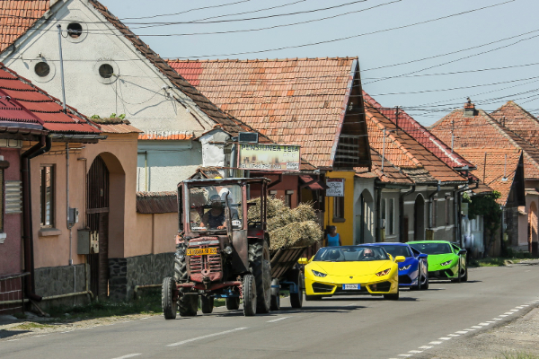 veliki-evropski-karavan-lamborghini-modela-