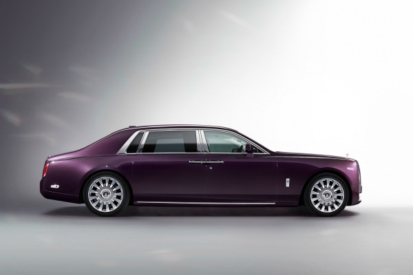 konacno-je-stigao-novi-rolls-royce-phantom-viii