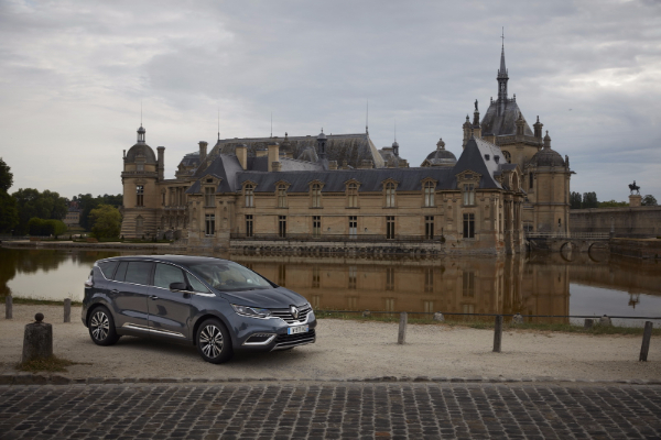 renault-2017-espace-sa-alpine-motorom